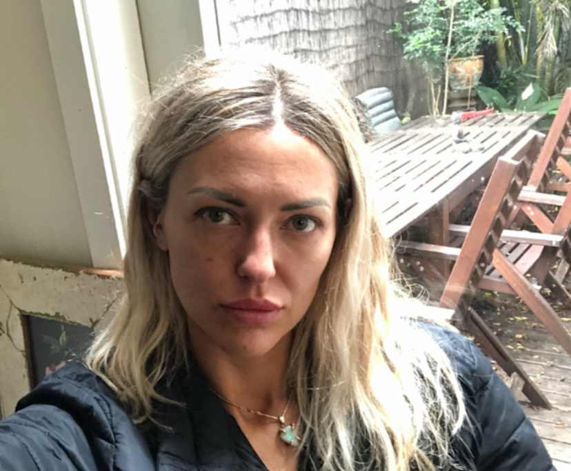 Nadiia (40), $400, Non-smoker, Have pets, and No children