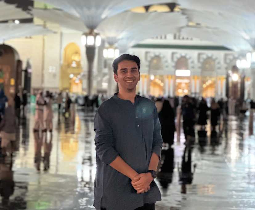 Faraz (26), $470, Non-smoker, No pets, and No children