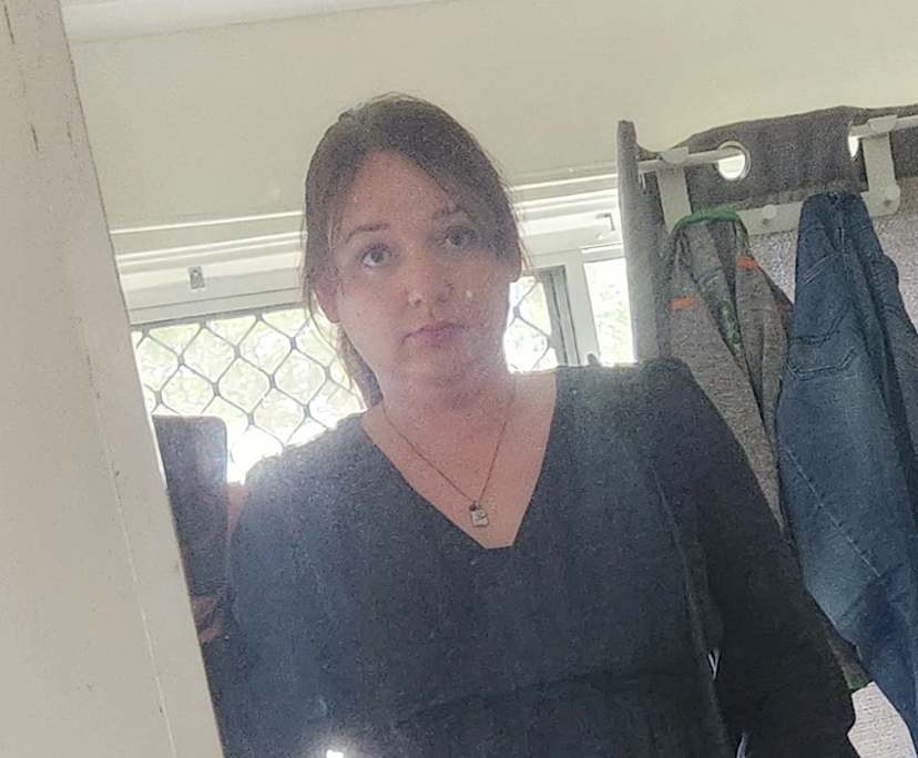 Belle (33), $320, LGBTQIA+, Non-smoker, No pets, and No children