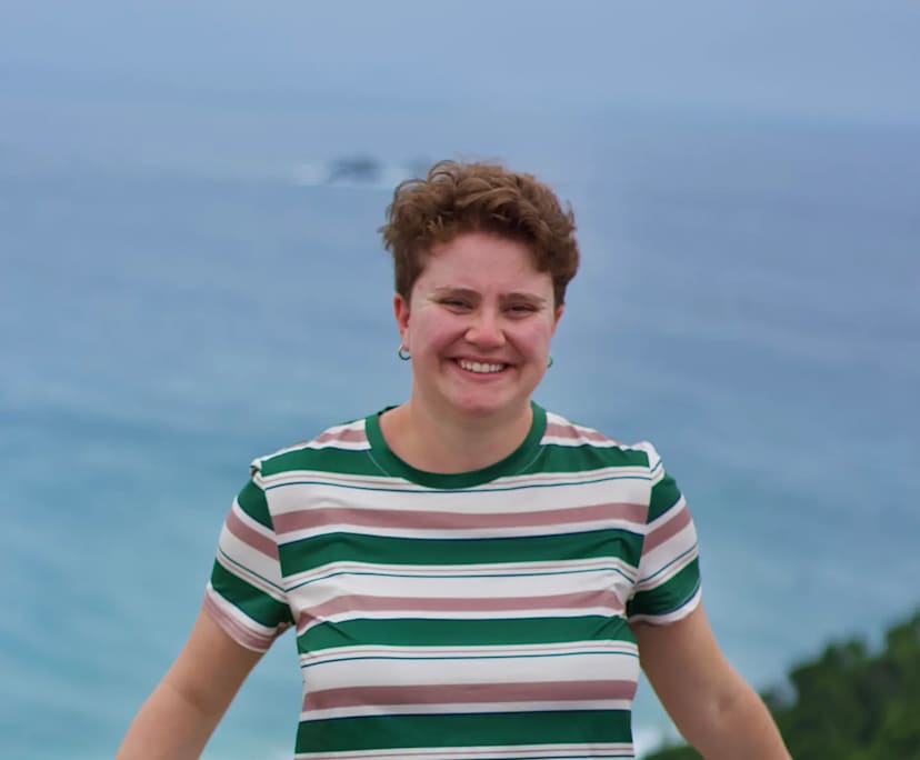 Laura (25), $300, LGBTQIA+, Non-smoker, No pets, and No children