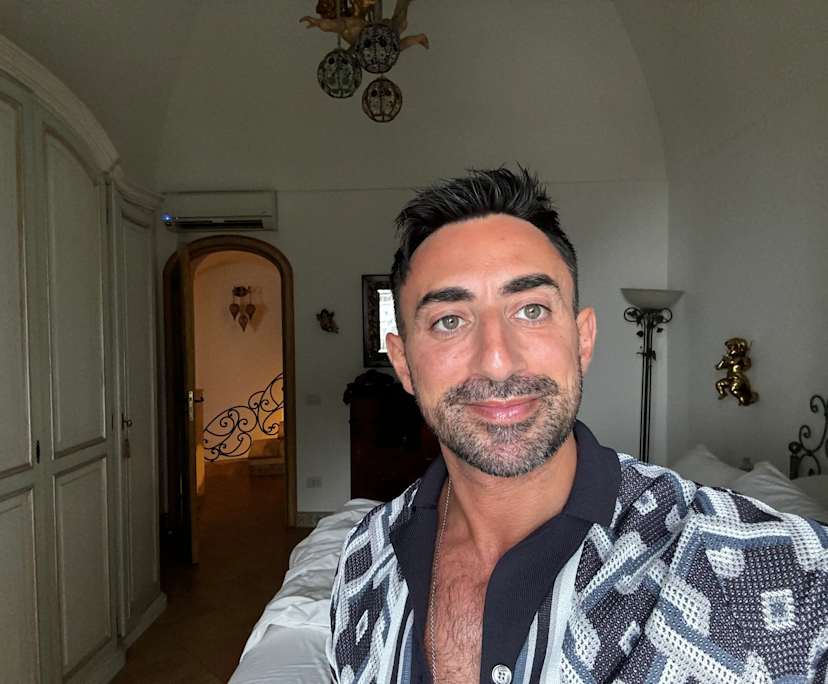 Craig (38), $1,000, LGBTQIA+, Non-smoker, No pets, and No children