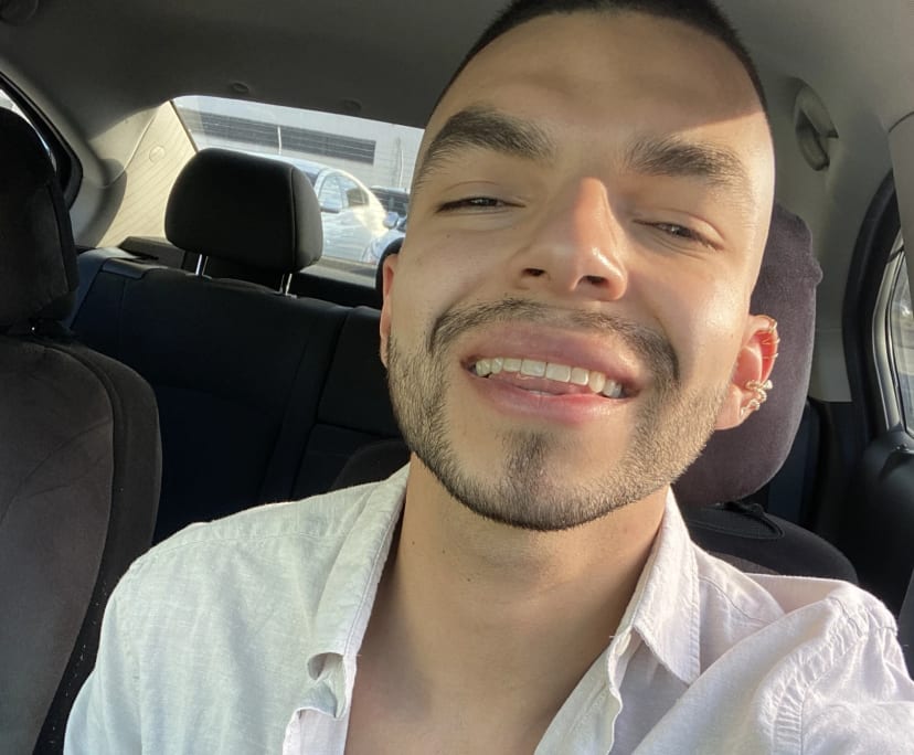 Alex (27), $350, Non-smoker, No pets, No children, and LGBTQIA+