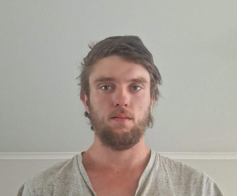 Andrew (23), $250, Smoker, No pets, and No children