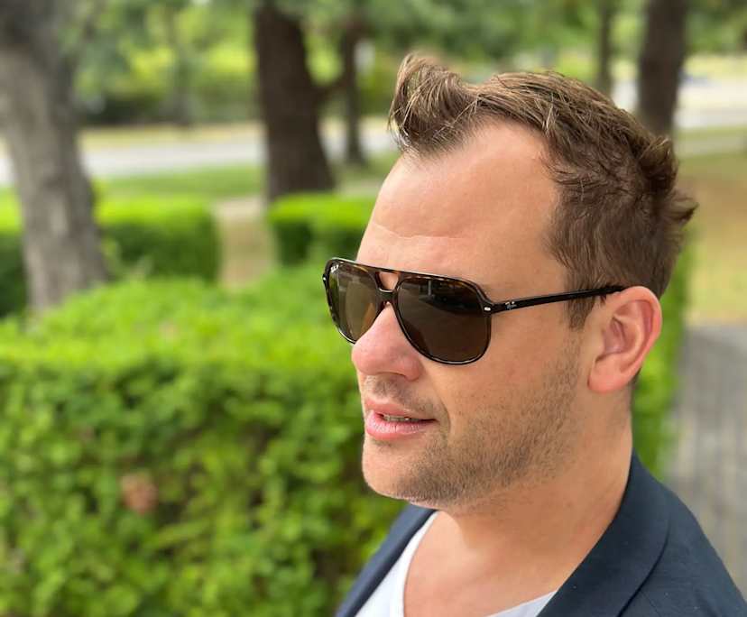 Cam (35), $350, Non-smoker, No pets, and No children