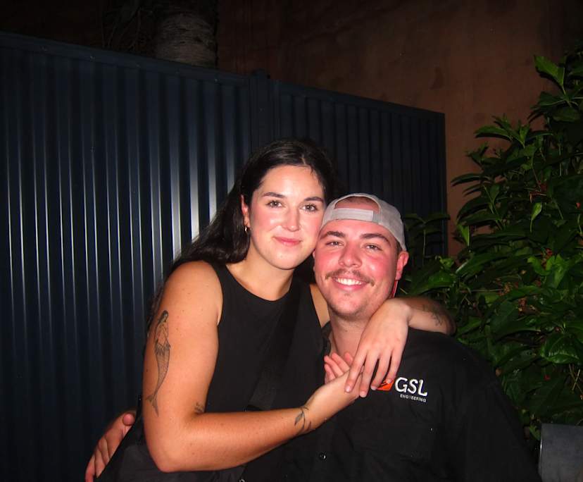 Eva (23) and Tom (25), $350, 