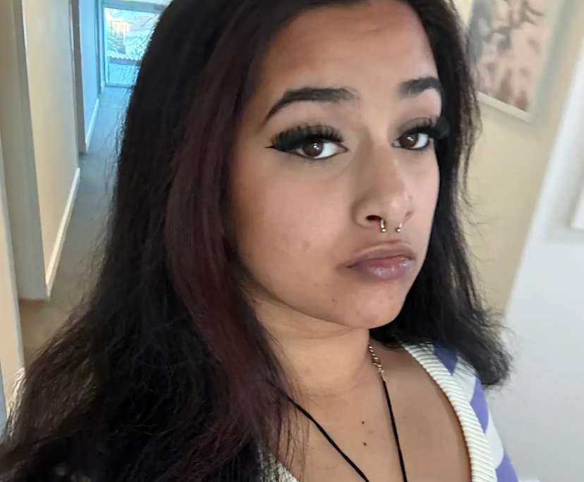 Jasmine (21), $220, Non-smoker, No pets, and No children