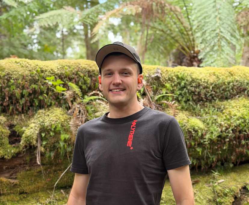 Blair (28), $300, LGBTQIA+, Non-smoker, No pets, and No children