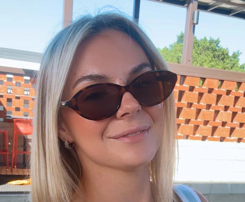 Abbey (30), $400, Non-smoker, No pets, and No children