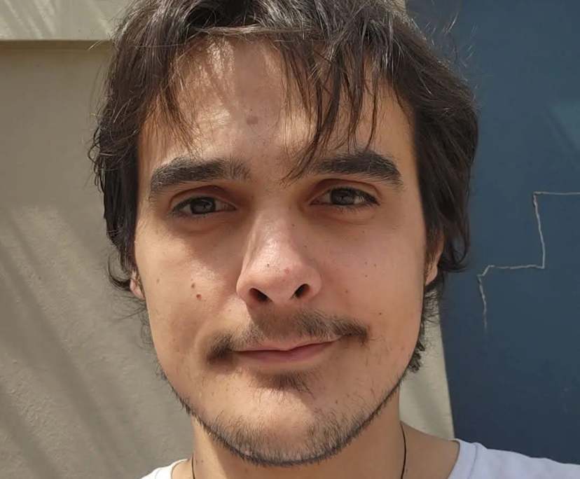 Mathew Fox (28), $400, LGBTQIA+, Smoker, No pets, and No children