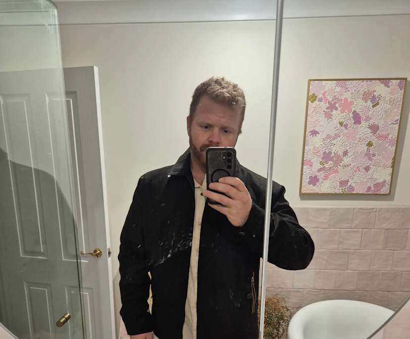 Jacob (32), $350, Non-smoker, No pets, and No children