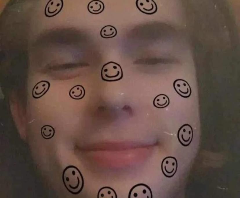 Kade (26) and Anna (29), $600, LGBTQIA+, Non-smoker, No pets, and No children