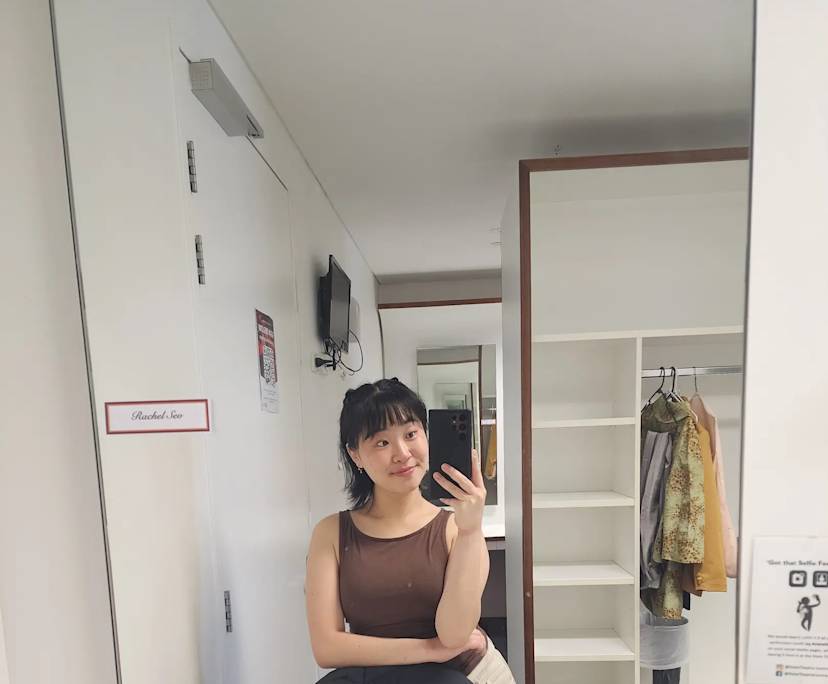 Rachel (21), $300, LGBTQIA+, Non-smoker, No pets, and No children