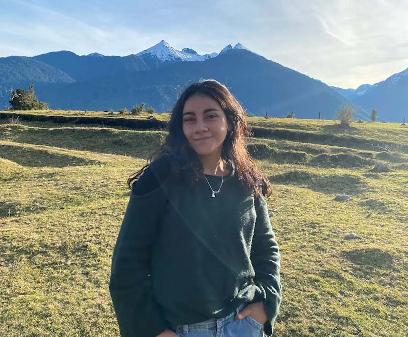 Isidora (24), $400, No pets, No children, and Non-smoker