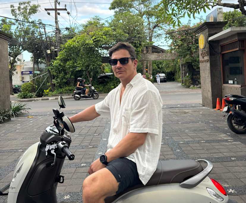 Murray (30), $500, Have pets, Non-smoker, and No children