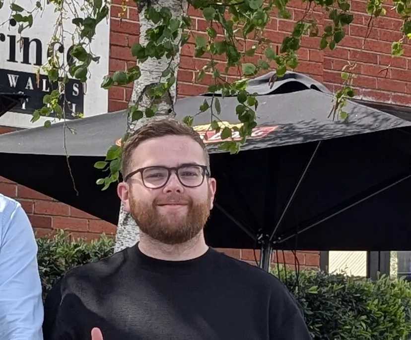 Christopher (28), $400, 