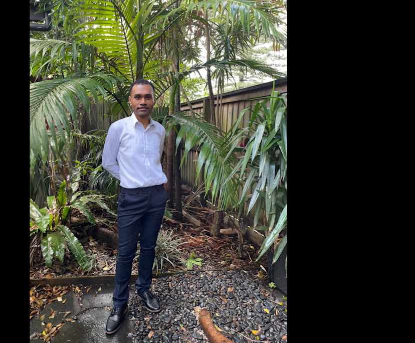 Mosese (26), $390, LGBTQIA+, Non-smoker, No pets, and No children