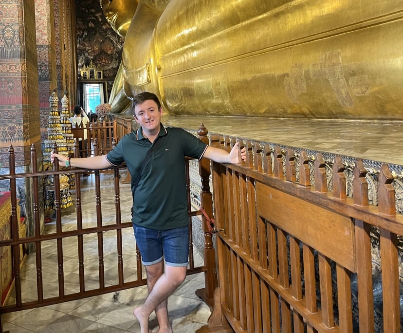 Ben (22), $350, LGBTQIA+, Non-smoker, No pets, and No children