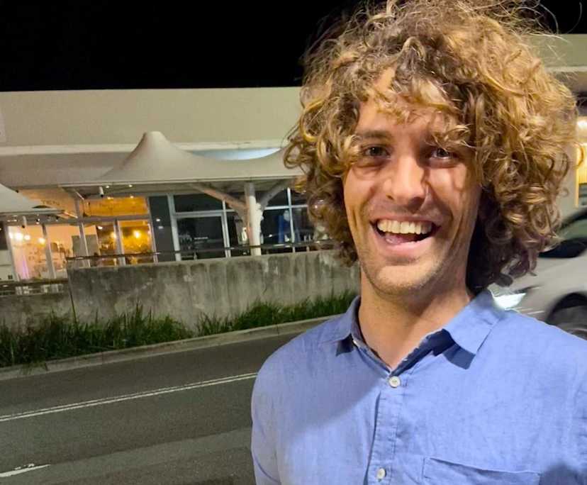 Gianmarco (31), $400, No pets, LGBTQIA+, Non-smoker, and No children