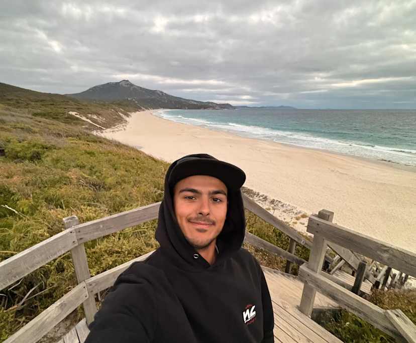 Elie sauniere & Nuran