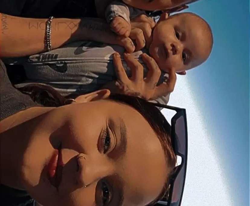 Nikki (18) and Tyrone (23), $200, Have pets, Have children, and Smoker