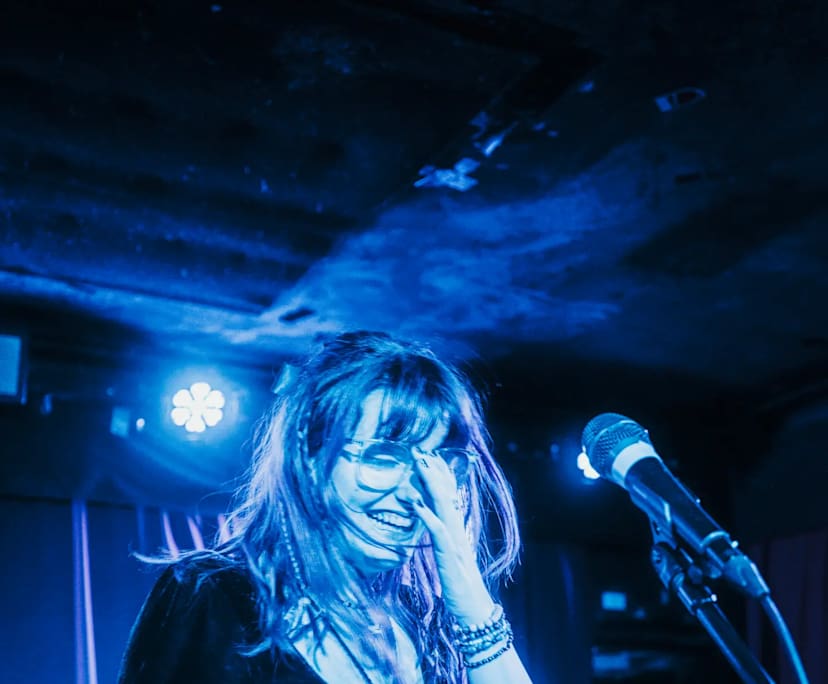 tycarni (21), $200, Non-smoker, Have pets, and No children