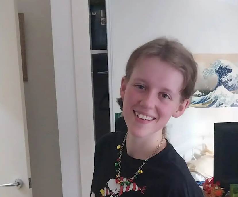 Bethany (20), $200, Non-smoker, Have pets, and No children