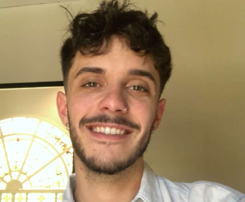 Valentin (23), $350, 