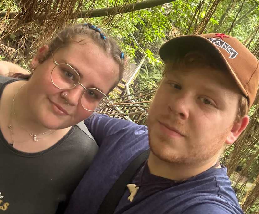 Kaliyah (23), $450, Non-smoker, Have pets, and No children