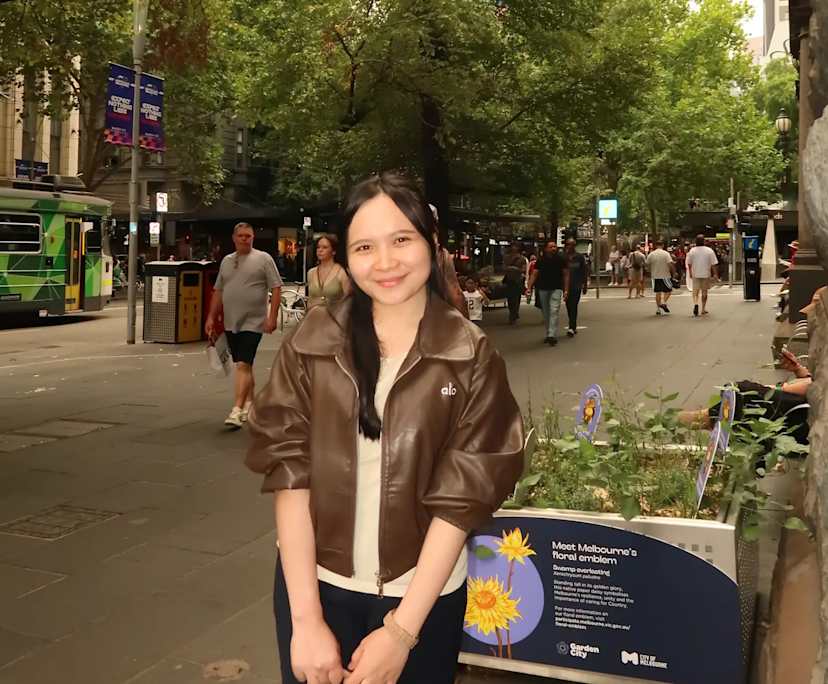 LOVENIA MENDE (26), $250, 