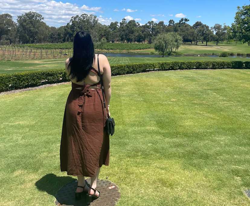 Larianah (21) and Kallos (30), $550, Non-smoker, No pets, and No children