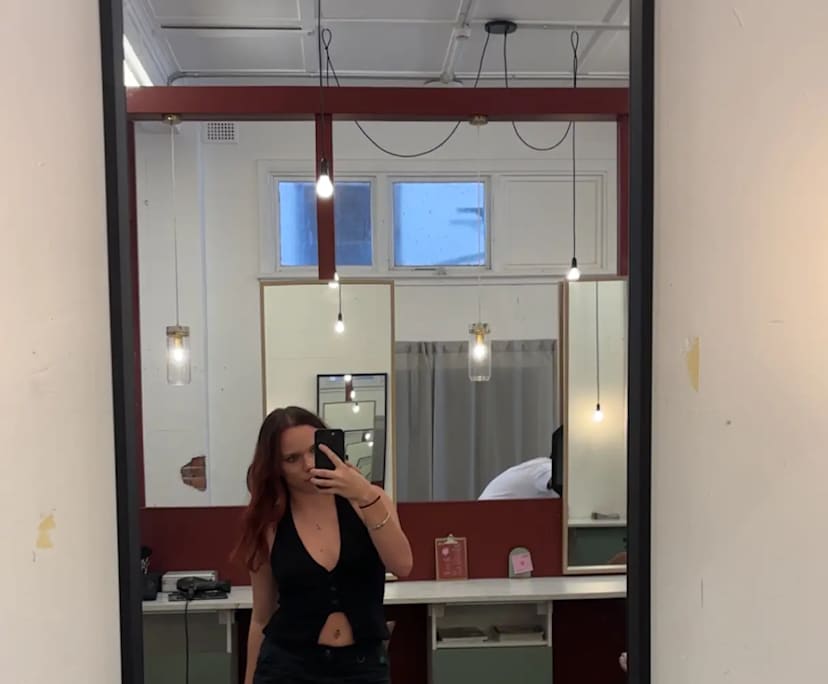 Teale (20), $350, Non-smoker, Have pets, and No children