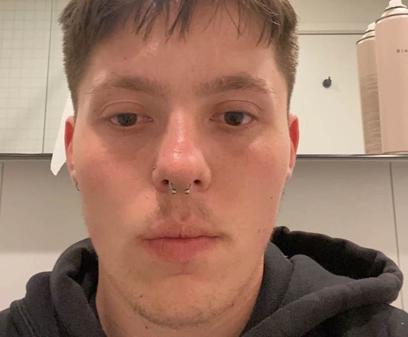 Yestn (22), $300, Smoker, No pets, and No children