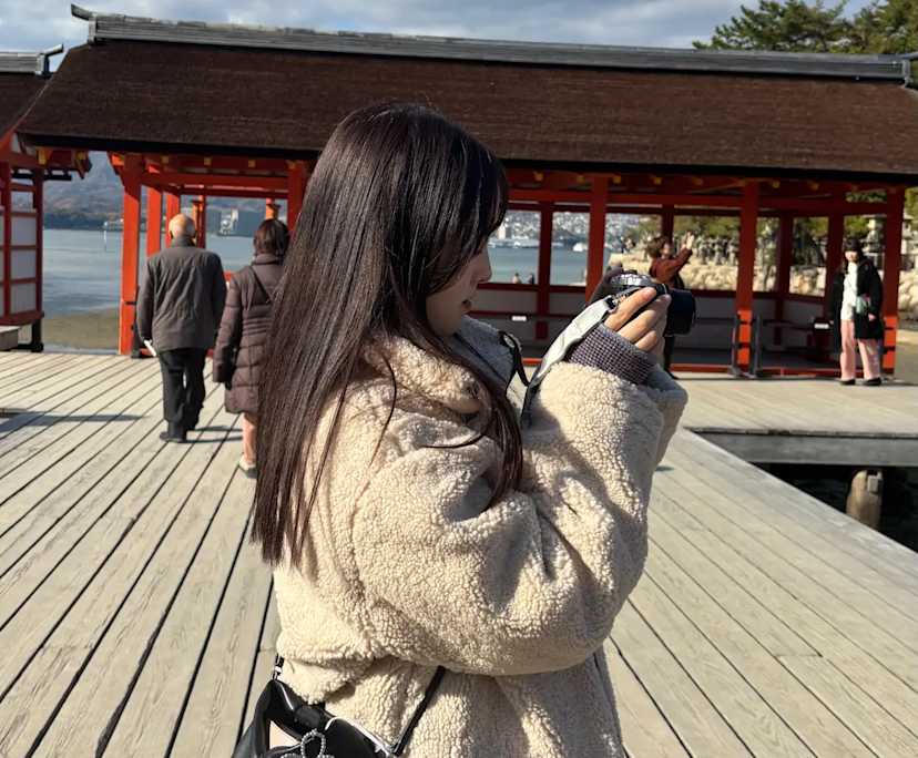 AYA