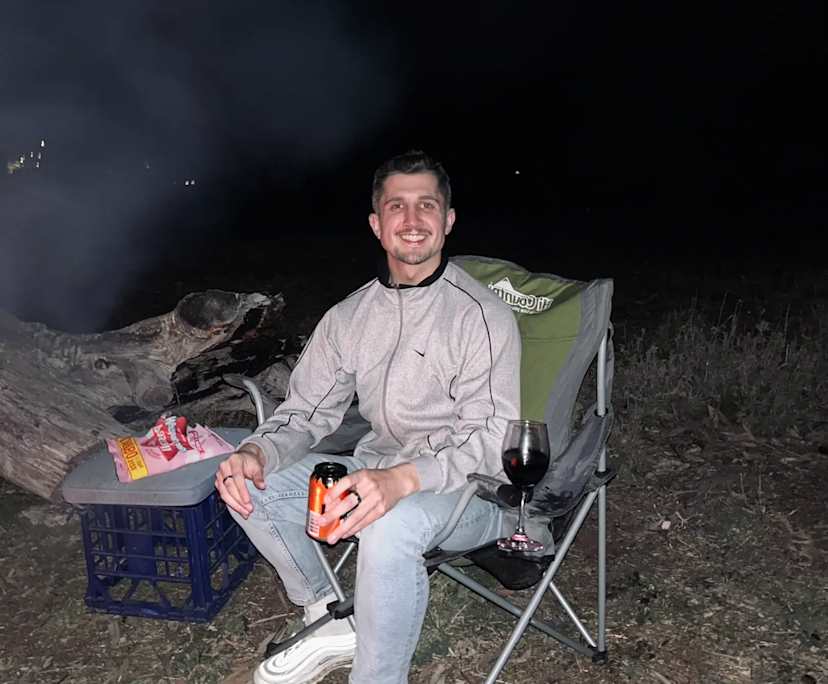 Sean (25), $350, LGBTQIA+, Non-smoker, No pets, and No children