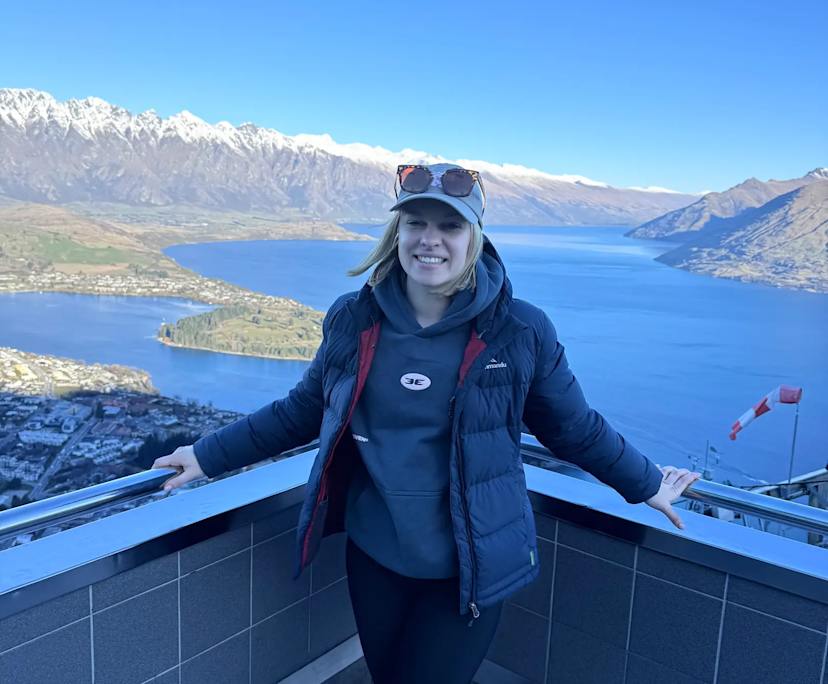 Danielle (24), $300, 