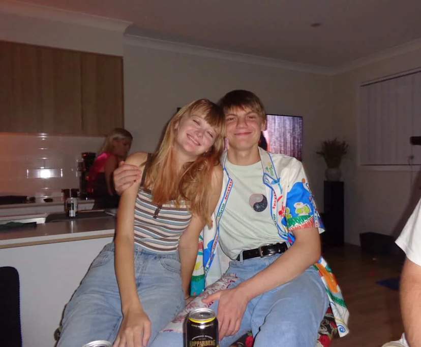 Taya (19) and Joseph (19), $400, Non-smoker, No pets, and No children