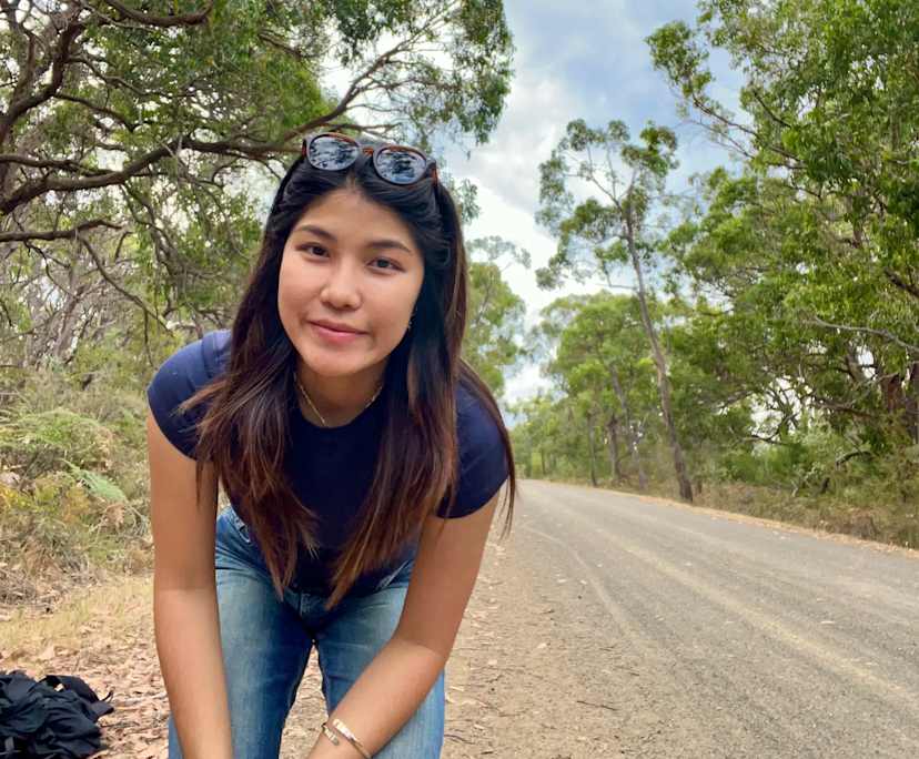 Marry (28), $320, Non-smoker, Have pets, and Have children