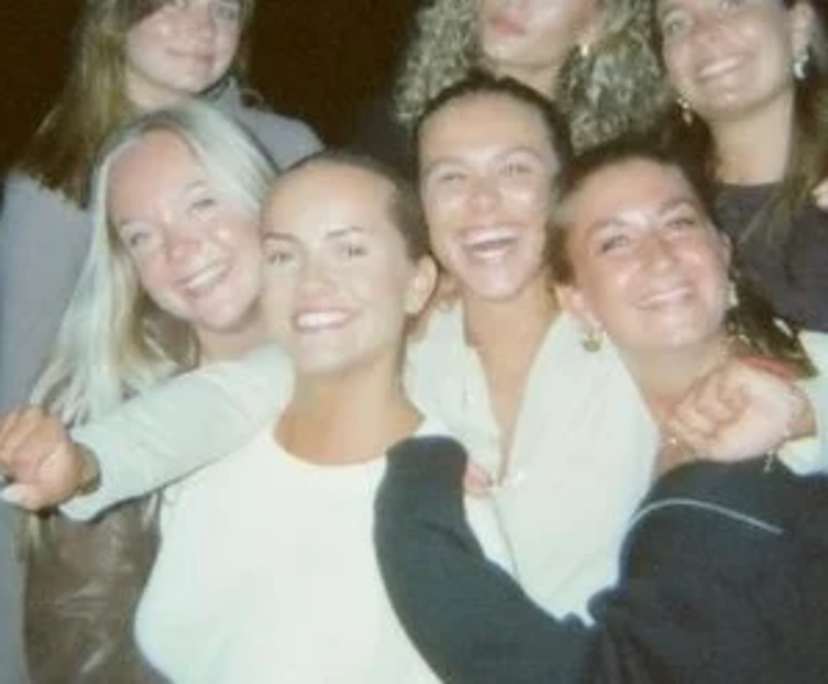 Savannah, Helena, Julie & Ida