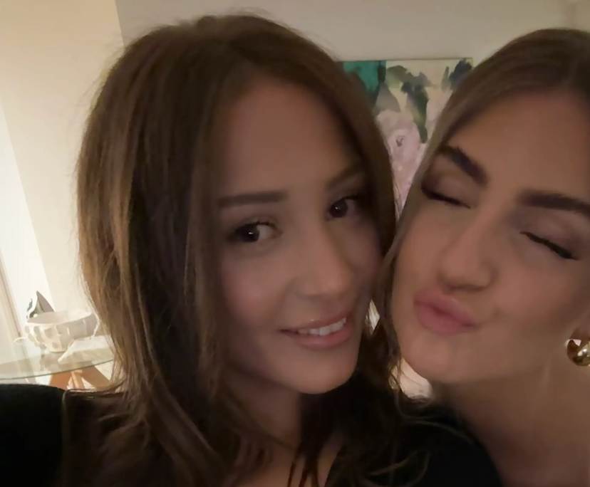 Sophia (22), $350, Non-smoker, No pets, and No children