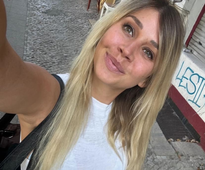 Marleen (32), $450, Non-smoker, No pets, and No children