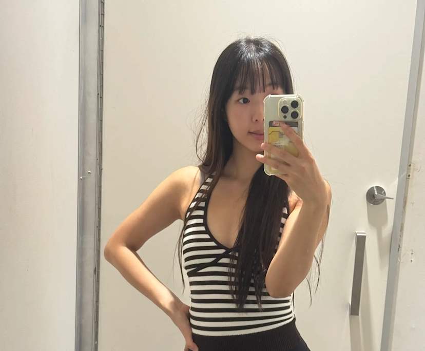 ellie (28), $380, Non-smoker, No pets, and No children