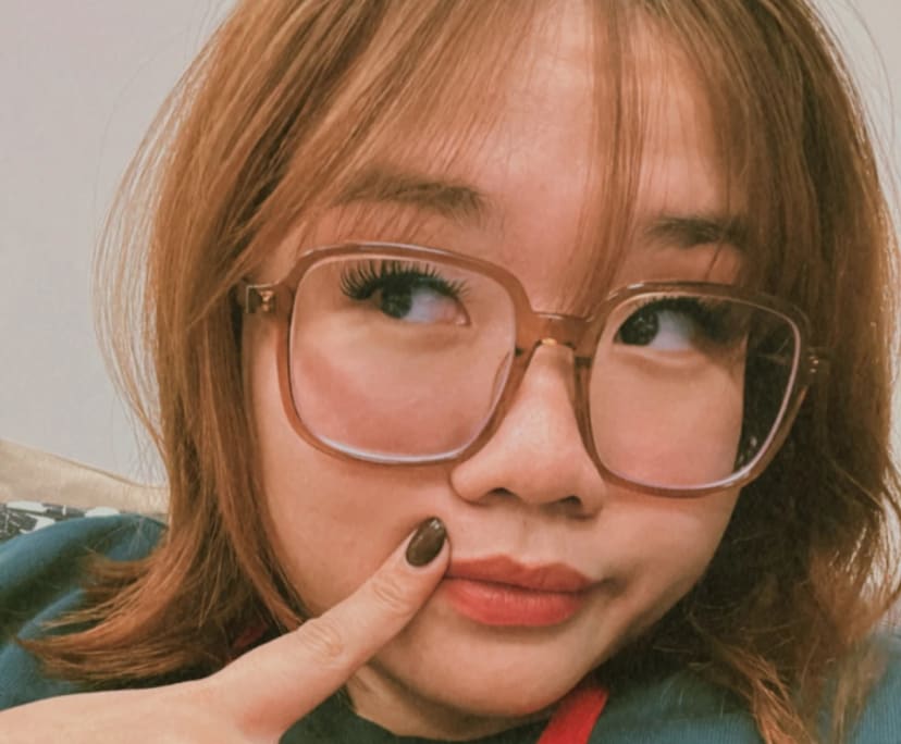 Kim (25), $330, Non-smoker, No pets, and No children