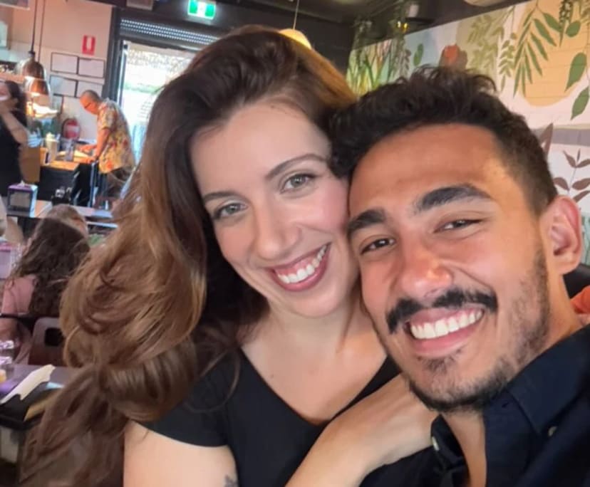 Rebecca (30) and Nicolas (30), $500, Non-smoker, No pets, and No children