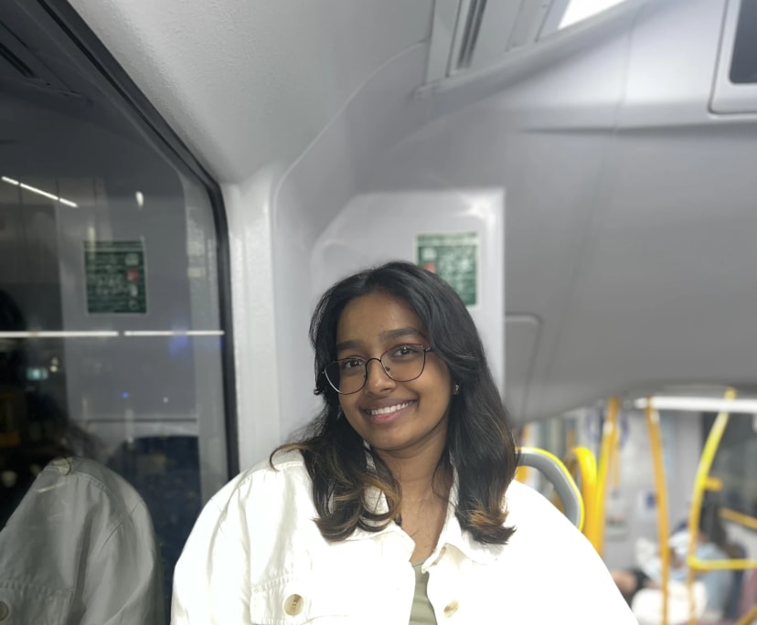 Sharon (24), $400, Non-smoker, No pets, and No children