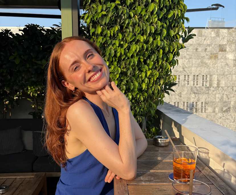 Genevieve (28), $350, 