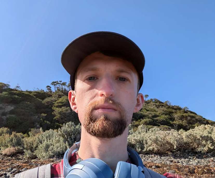 Christopher (27), $400, Non-smoker, No pets, and No children