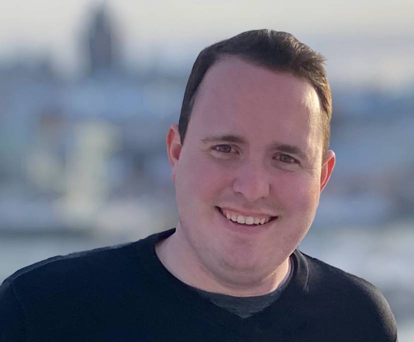 Tobi (28), $420, No pets, Non-smoker, and No children