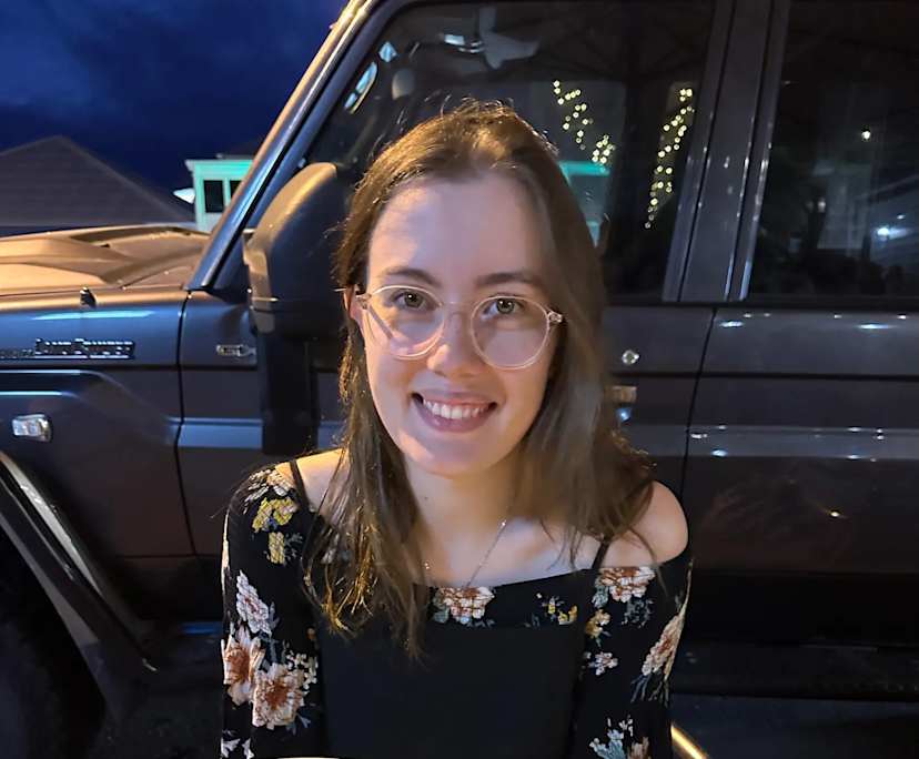 Bonnie (24), $275, Non-smoker, No pets, and No children