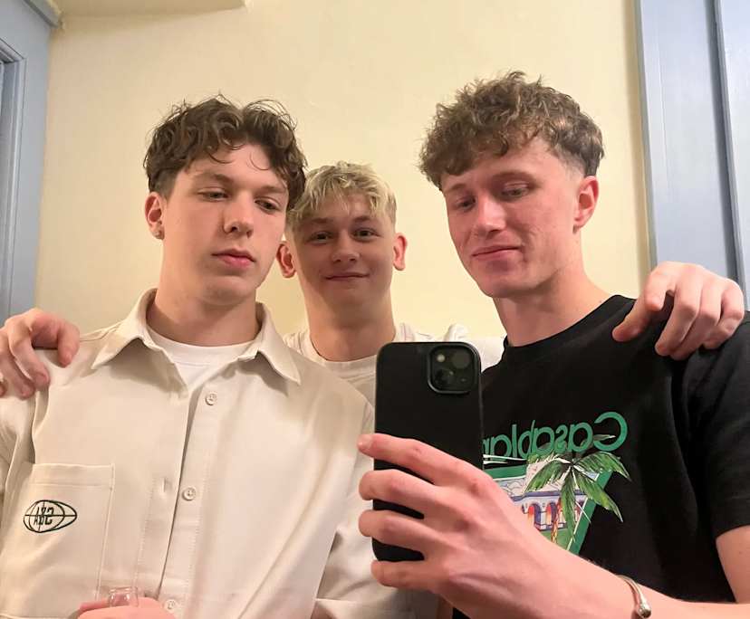 James (19) and Joe (19), $400, 