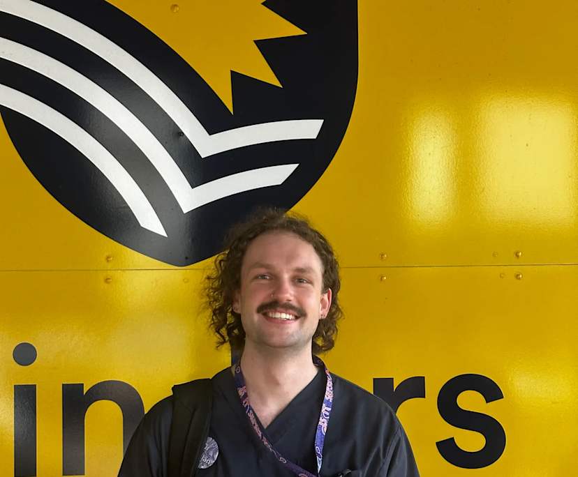 Declan (24), $400, Non-smoker, No pets, and No children